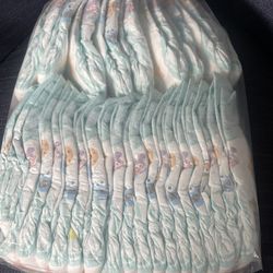 Pampers #3   (29 Diapers )