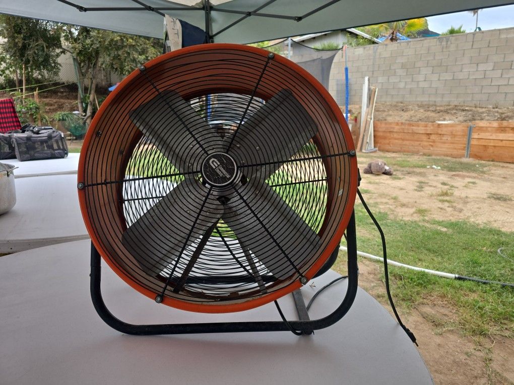 Comercial Fan