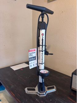 SCHWINN Cyclone plus floor pump