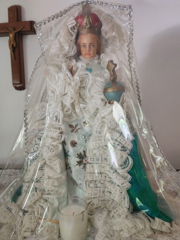 Statue