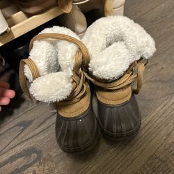 Toddler’s Boots 