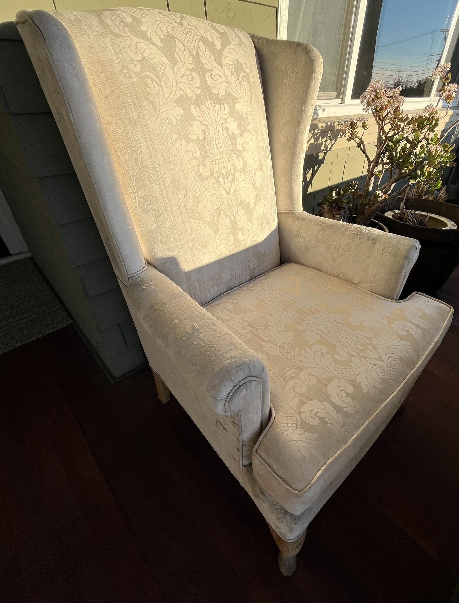 Queen Anne Chair -$20 OBO
