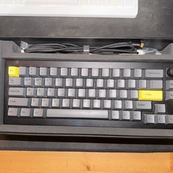 Keychron Q2 Knob Ver. 65% Mechanical Keyboard Brown Switches