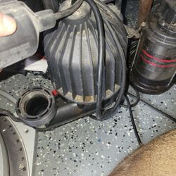 Right Savage Pump