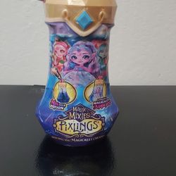 Doll. Magic Mixies Pixlings.