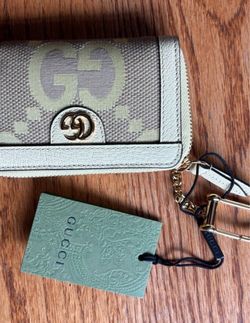 Gucci Coin Wallet and Accordion Card Holder