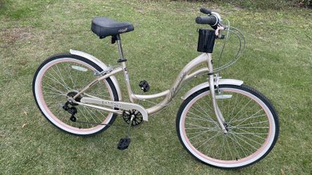 Like new-26" Kent Bayside Cruiser Bicycle, Fits Rider: 5'2"-5'10", Rose Gold, Adult, Unisex