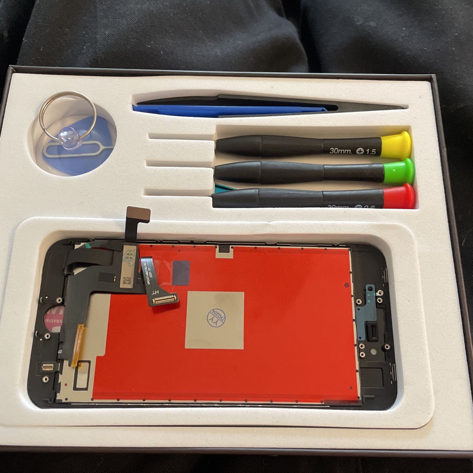 I Phone 8 LCD Screen Kit!! Everything You Need To Replace That Broken Screen!