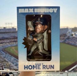 Max Muncy Bobblehead LA Dodgers SGA Game 7 Home Run 08/10/26