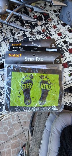 Spirit Halloween Step Pad – 3 Pack