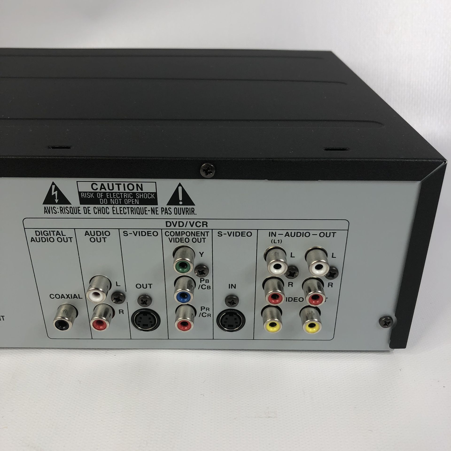 Magnavox ZV427MG9 VCR/DVD RECORDER Combo VHS Remote, Manual, & RCA