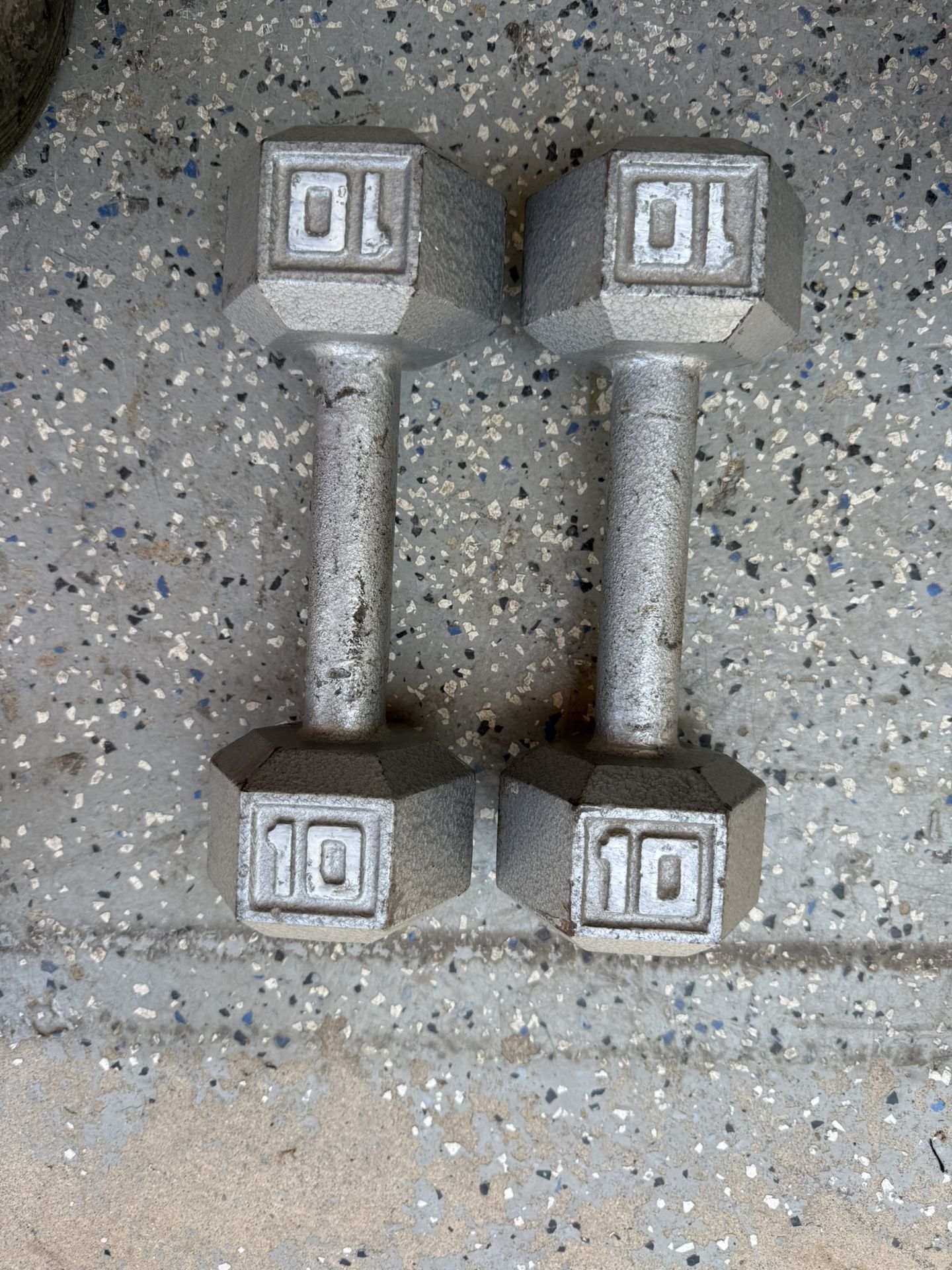 20 Pounds Dumbbells