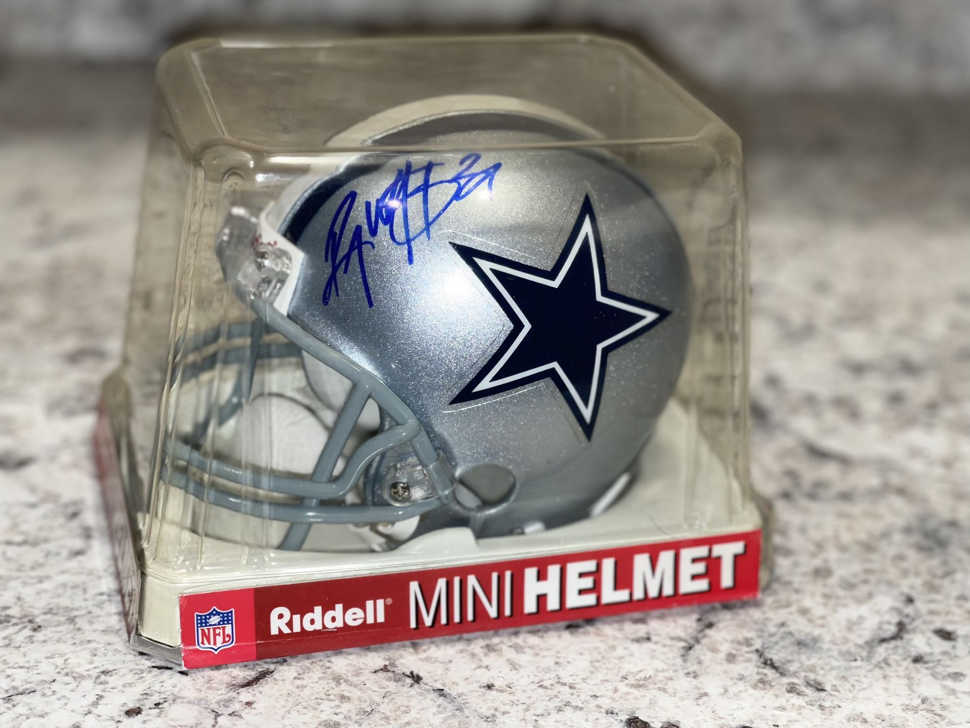 Dallas Cowboys Roy Williams Autographed Mini Helmet