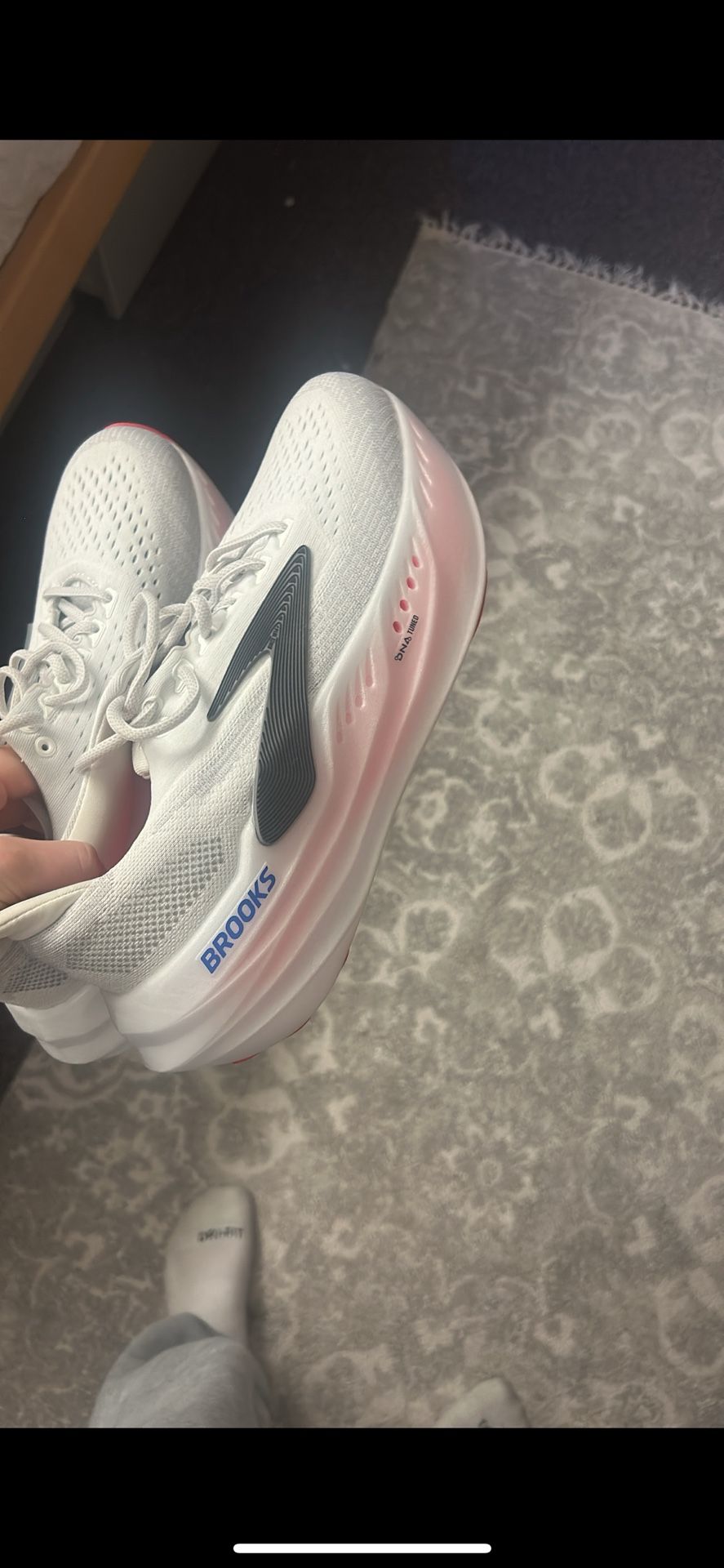 glycerine brooks shoes