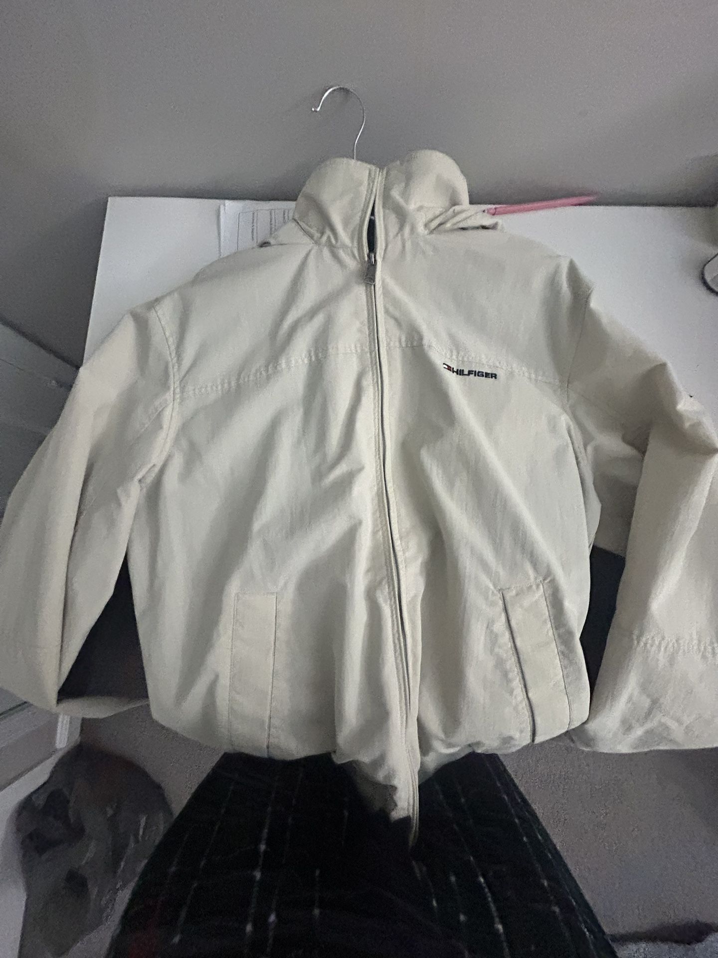 Tommy hilfiger windbreaker