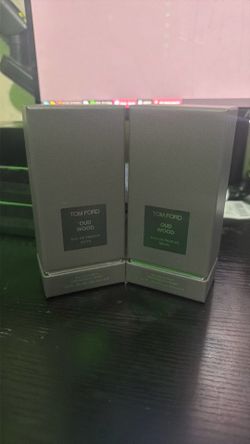 Tom form oud wood 100 for both