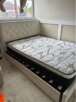 Full Size Tufted Upholstered Bed Frame with Storage & mattress