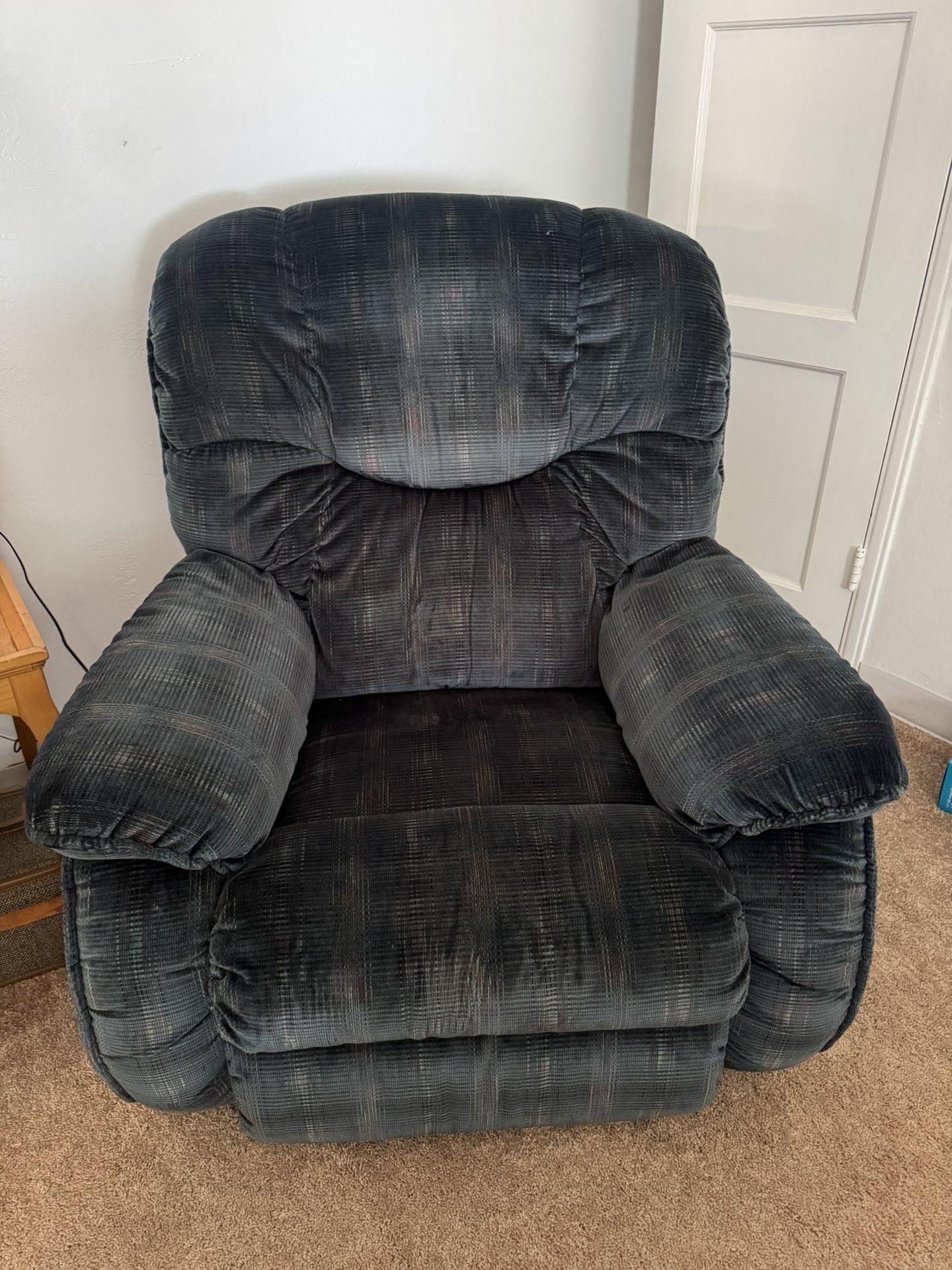 La-Z-boy Swivel Rocker Recliner