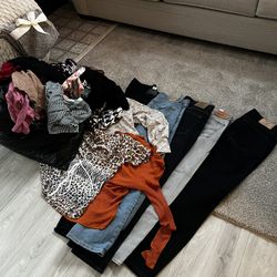 Women’s Tops Dresses And More 5 Men’s Pants 