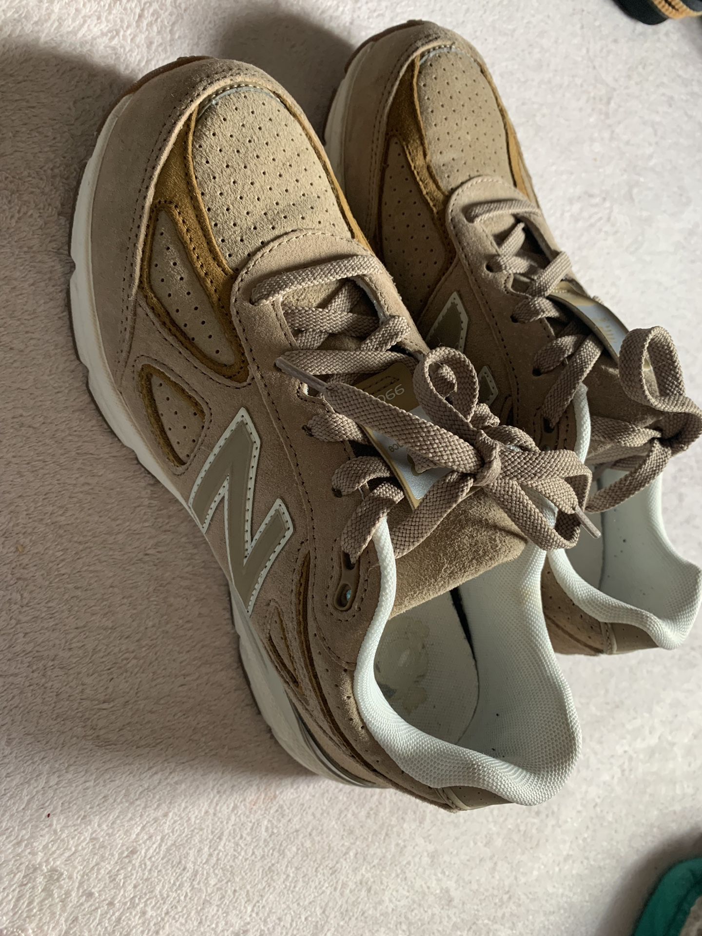 New Balance 990V for Sale in Los Angeles, CA - OfferUp