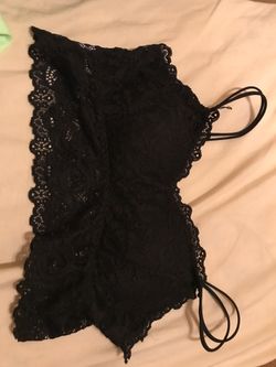 Lace black crop top