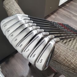 TaylorMade Stealth Iron Set