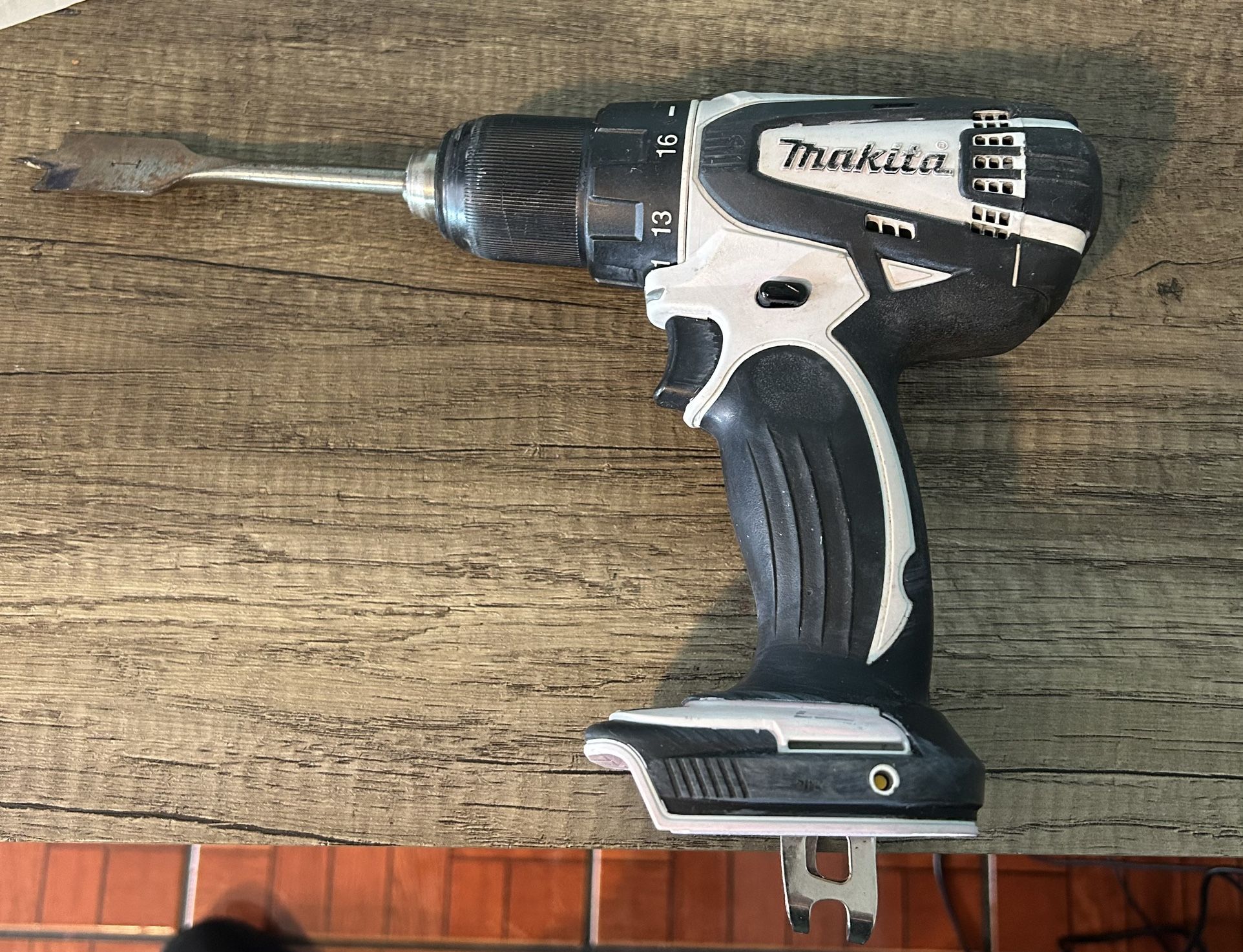 Makita 18V Cordless Drill/Driver
