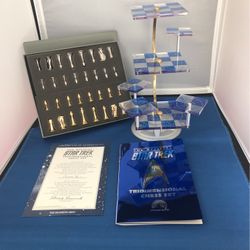 Star Trek Tridimensional Chess Set