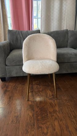 Cream Faux Fur Accent Chair with Gold Legs