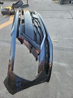 Hyundai sonata front bumper Oem