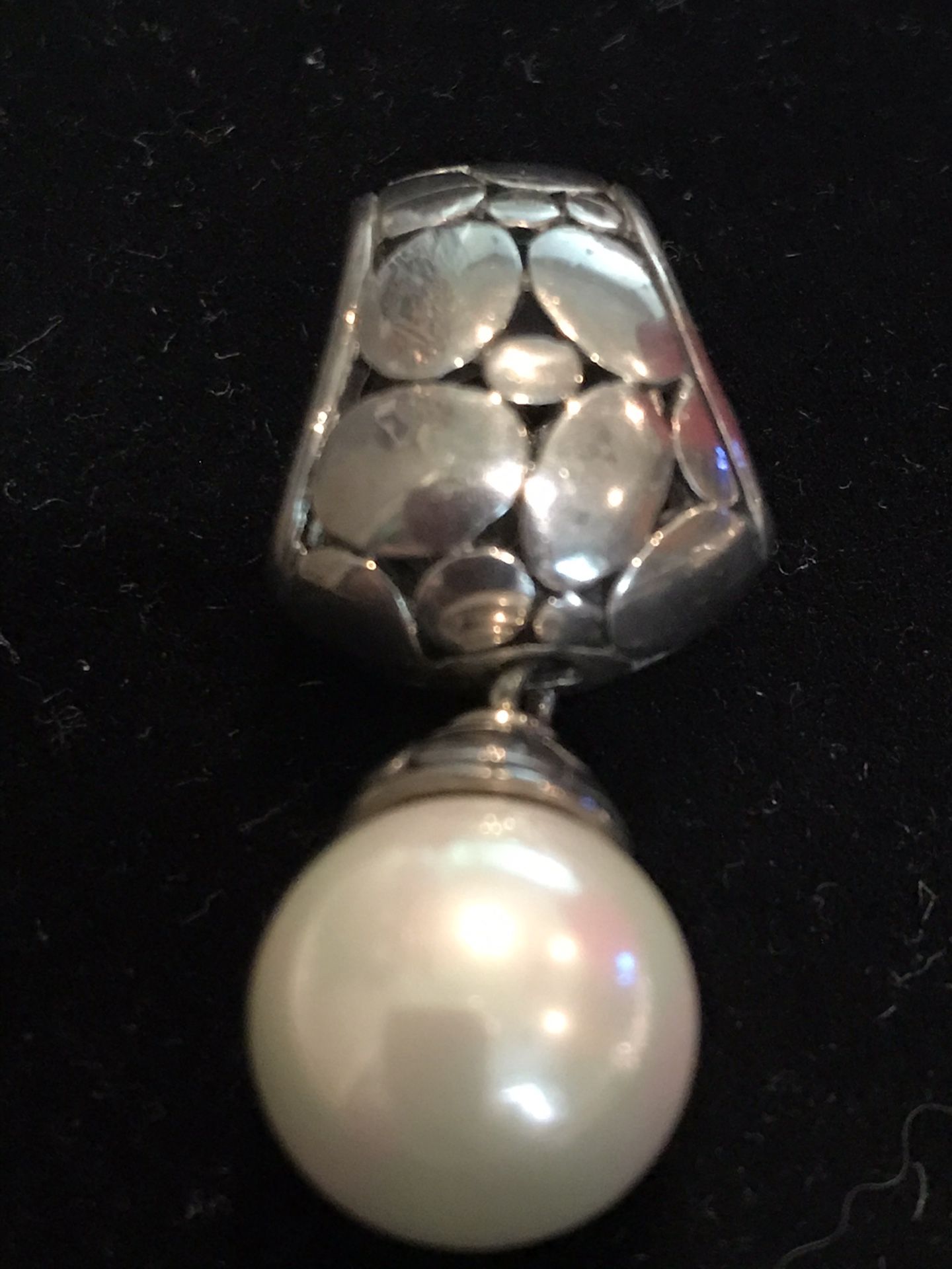Beautiful sterling silver real pearl pendant!