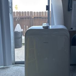 Insignia 8,000 BTU 3 Speed Portable Air Conditioner