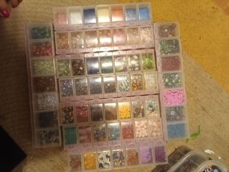 Glass beads, stone chips, organizers