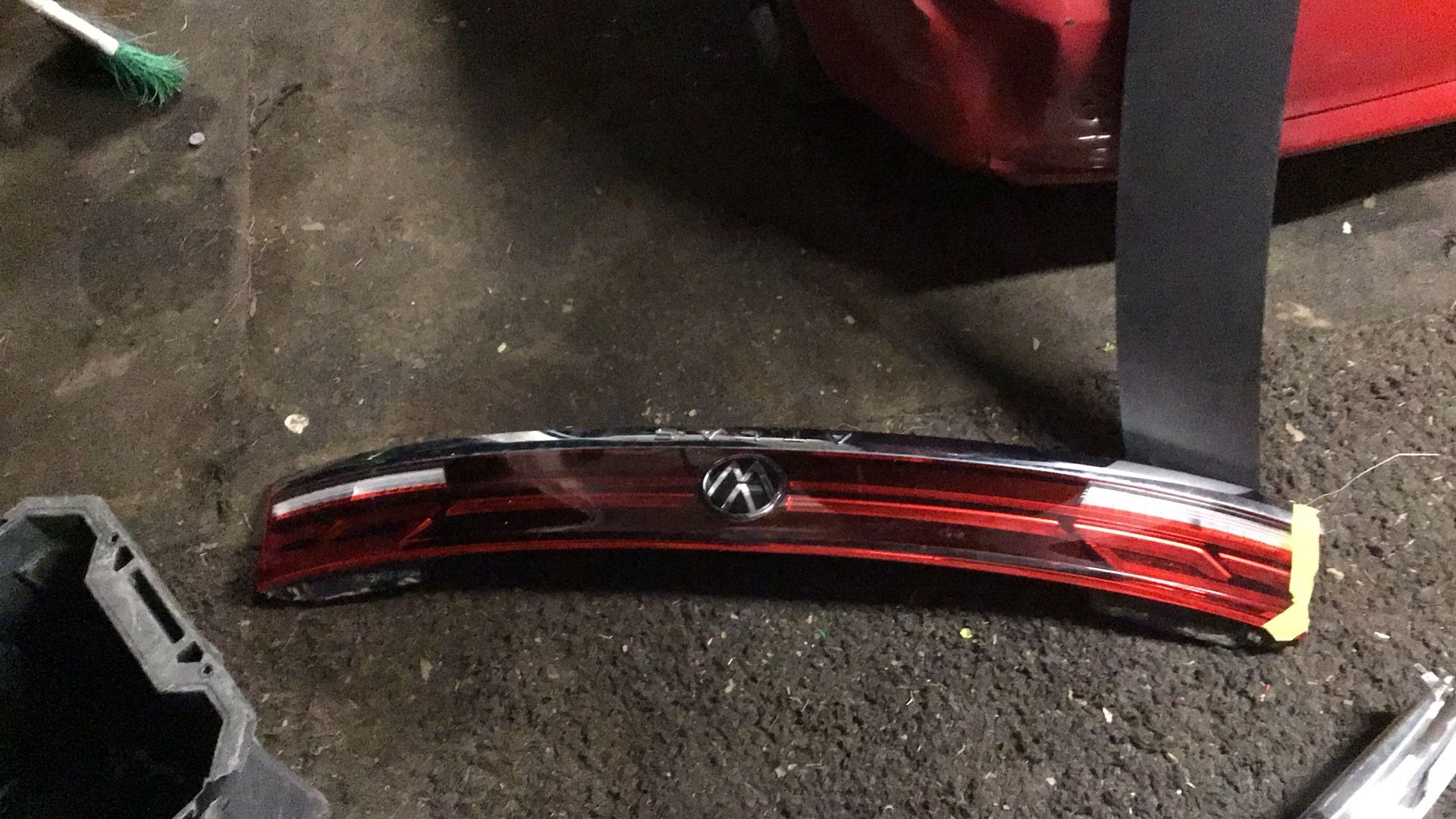 23 VW Atlas Rear Light Bar 