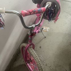 Little Girls Bike.  5-10