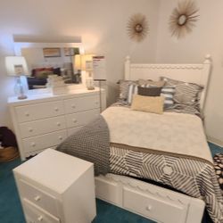 Full Bedroom Set