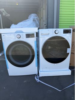 Washer and Dryer LG Set
