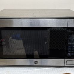 GE Microwave - Countertop Stainless Steel