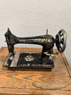 Rare 1902 Antique Singer Sewing Machine With Oxford Stand Very Hevy