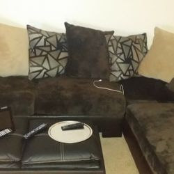 Sectional couch, Very Comfy