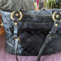  COACH PURSE Only $50