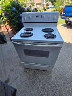 Whirlpool Electric Stove Super Capacity 465