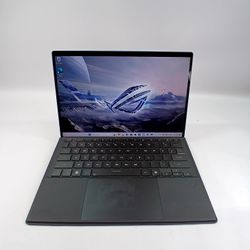 Asus ROG Flow Z13 GZ302EA 13.4" Ryzen AI Max 390 3.2GHz 32GB RAM 1TB SSD