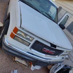Silverado Tahoe Yukon Suburban Front Clip