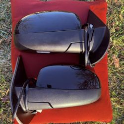 07-13 Chevy OEM Facotry Black Turn Signal Mirrors Fits Chevy Silverado GMC SierraChevyTahoeGMCYukon