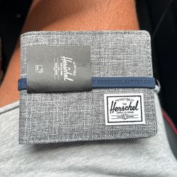 henschel wallet Never been used