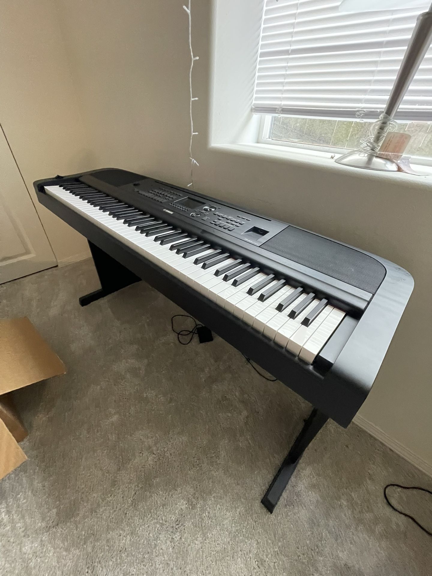Keyboard Yamaha DGX-670 Black