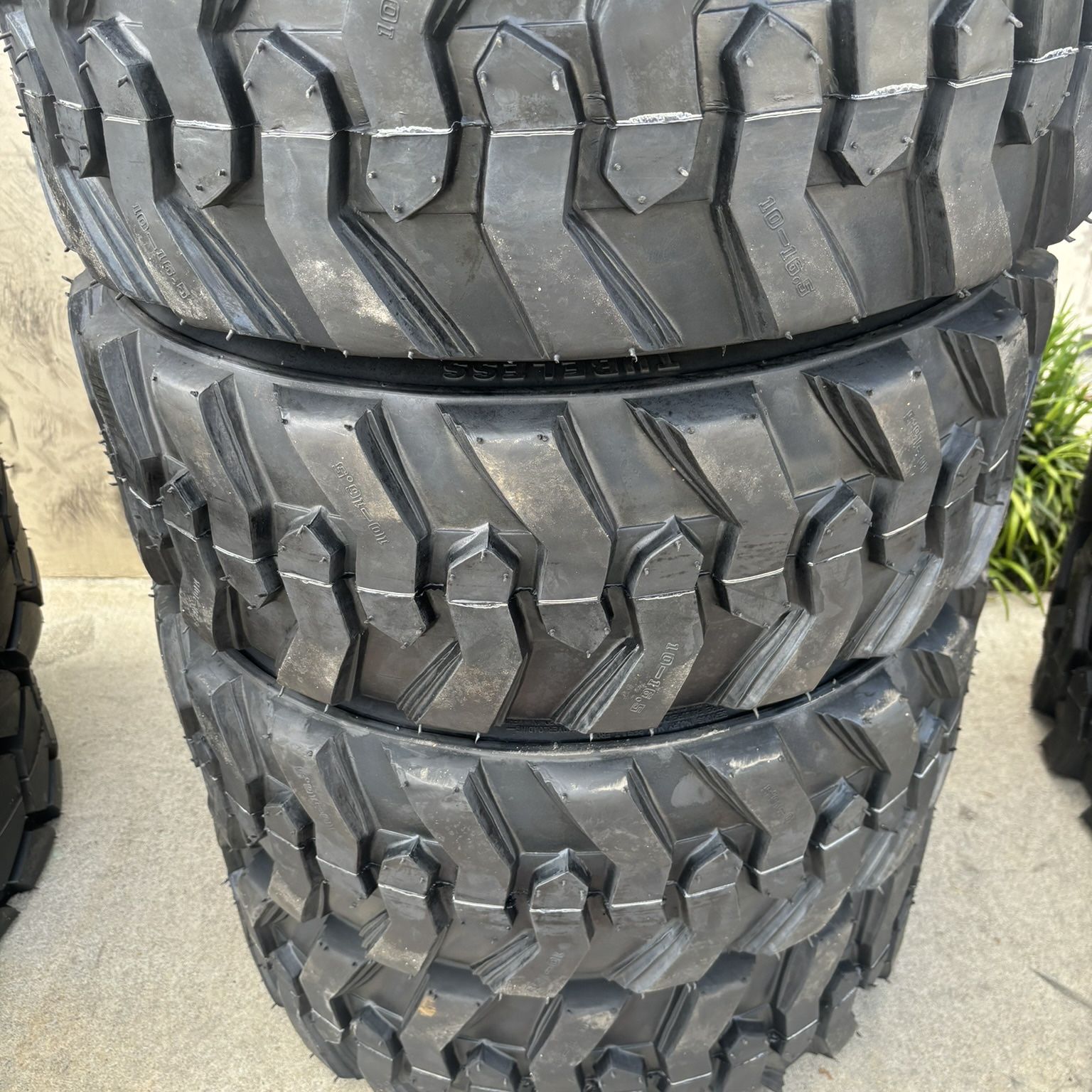 Set Of 4 Bobcat Tire Duromax 10x16.5 $500 