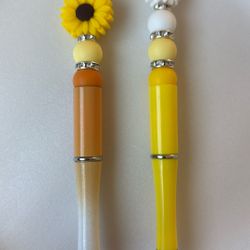 Daisy Pens! Beaded Pens!