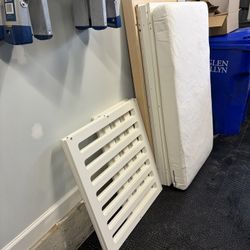 Free Crib/ Toddler Bed 